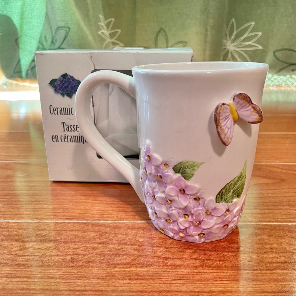 3D Coffee Mug Featuring Purple Hydrangeas and Butterfly